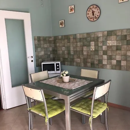La Maison Blanche شقة