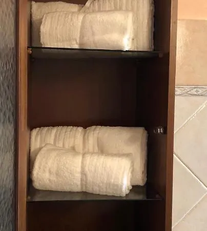 La Maison Blanche كاتانيا